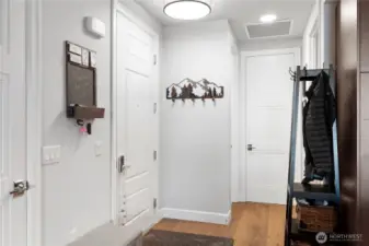 Welcome home to Ruston living.  Step into an organized and welcoming entry, where every detail says “you’ve arrived.” Drop your kayak gear, hang up your PNW layers, and take a deep breath—the waterfront trails, cafés, and boutique shops of Point Ruston are just outside your door. Smart home features, from electronic locks to fiber internet, make lock-and-leave living a breeze.