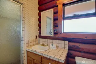 Den 3/4 bath.