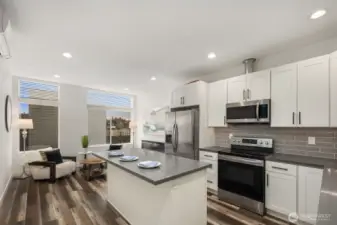 Luxury kitchen for cooking with confidence and ease!