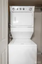 washer/dryer in unit