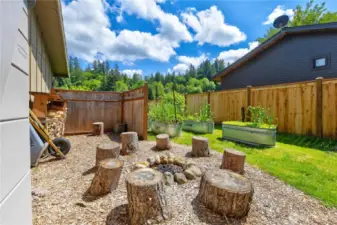 Fire pit & garden space