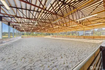 Covered riding arena