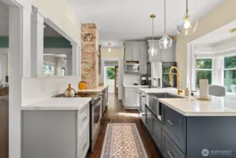 Fully remodeled kitchen, to the studs!