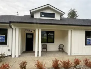 Covered entry...no step/no threshold entry