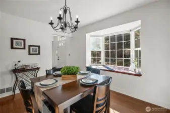 Accompanied with a secondary window nook on the main floor, this room can't help but shine, flooding with natural lighting.