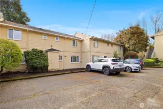 PARKING SPOTS AVAILABLE FOR RENT