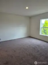Photo is of model home and is for illustrative purposes only. Colors and finishes may vary.