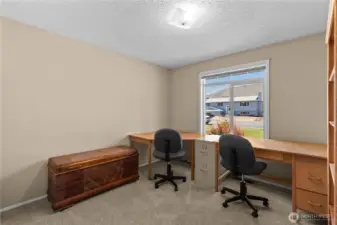 #3 bedroom or office