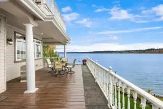 Access large deck from nook and family room extends your outdoor living.