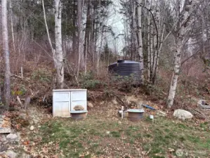 Multiple large-capacity water storage tanks for added peace of mind