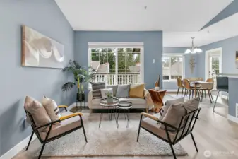 Natural lighting throughout