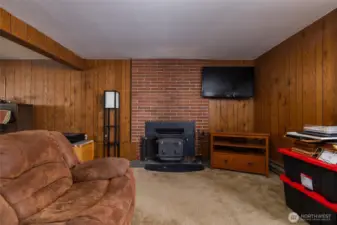 Multi purpose recreation/bonus room