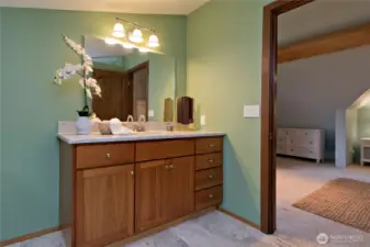 Bedroom 1 bathroom