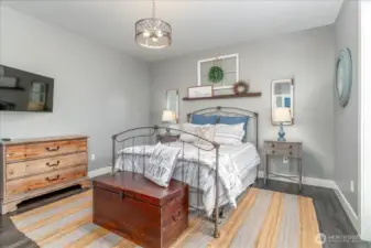 Upper Level on-suite bedroom.