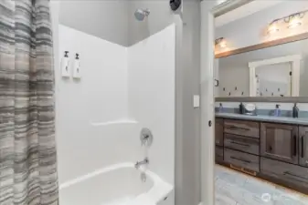 3rd Level on-suite bedroom bathroom.