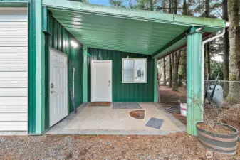 Separate entries to shop & office.