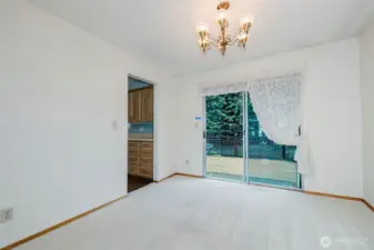 Great spot for your dining table