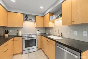 A clean, minimalist kitchen that's ready to support a chef at any stage.