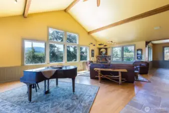Large Greatroom