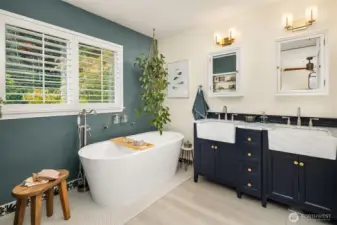 A boutique 5 piece primary bathroom recently remodeled by the owners.