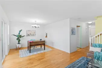 Huge dining room or additional living space.