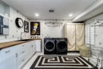 Oversized Laundry Area