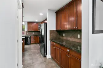 Convenient Butler's pantry right off kitchen