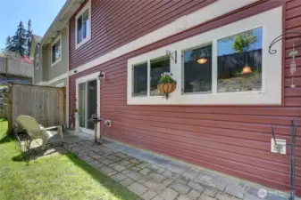No One Lives In Back Of This Home...Enjoy Your Privacy Here.