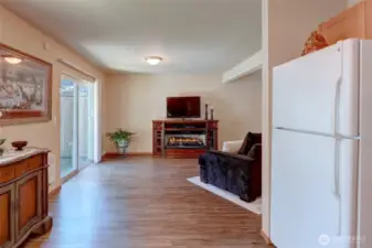 Spacious Kitchen & Eating Space