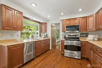 Cooking is a delight in this space!