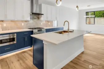 Underlit cabinetry  (Photos from lot 9B)