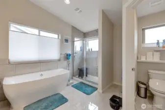 Primary Bath   2nd Level