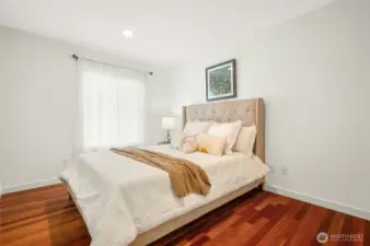Additional bedroom.