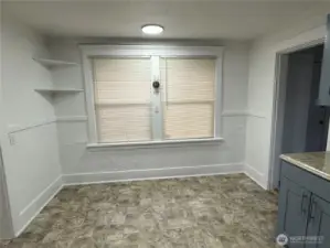 Dinning area in the kitchen