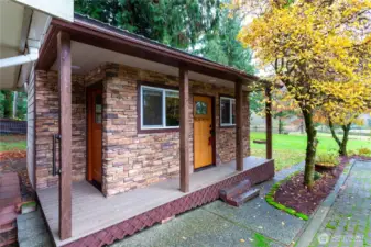 Bonus room cabin for office space, hobbies, workout ....