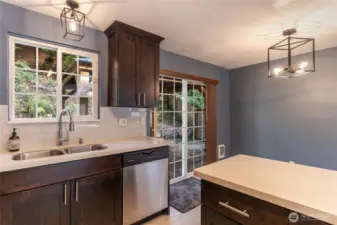 Kitchen, dining room