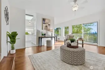 Open-concept living with stunning easterly views of Lake Sammamish and the Cascades.