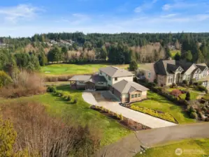 House located right above 13th hole of White Horse golf course.