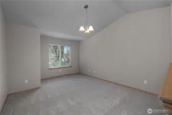 Great loft area with vaulted ceilings, perfect for home office or extra media room.