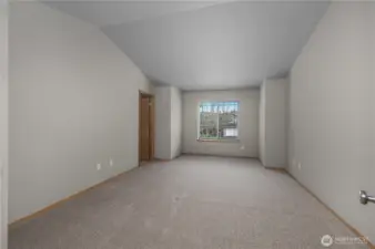 Large, oversized primary bedroom