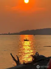 The sunsets are beautiful and allow you to kayak and swim until late in the evening.