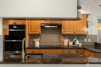 Updated double oven, Bosch DW, undermount sink and new faucet.