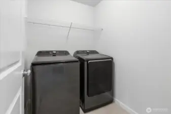 All appliances stay with the home