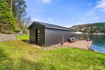 Property website has more photos with inside of boat house