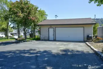 Shop and Park