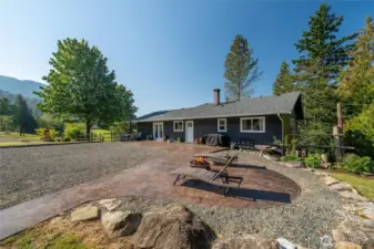 lovely firepit area