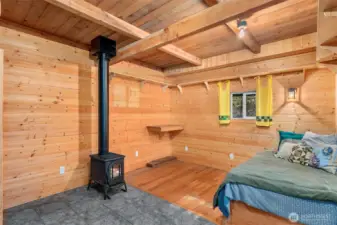 Guest cabin or studio