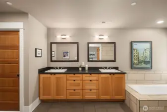 Large primary bath