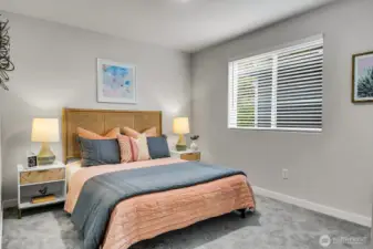 Upstairs Bedroom #5