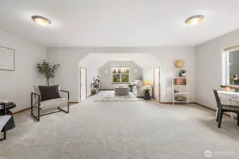 HUGE bonus room with lots of natural light